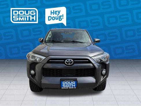 Used 2020 Toyota 4Runner SR5 w/ Wilderness Package AWD/4WD image 7