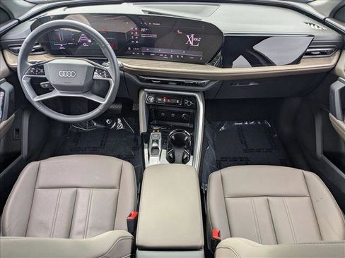 Used 2025 Audi Q5 Premium w/ Convenience Package AWD/4WD image 16