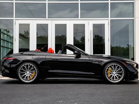 Used 2022 Mercedes-Benz SL 63 AMG 4MATIC image 20