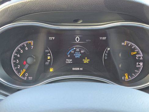 Used 2020 Jeep Grand Cherokee Laredo image 26