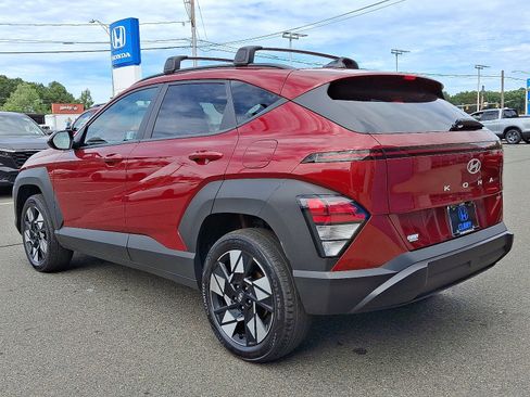 Used 2024 Hyundai Kona SEL image 6