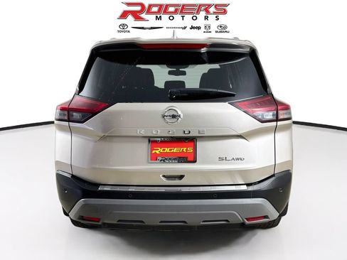 Used 2021 Nissan Rogue SL AWD/4WD image 7