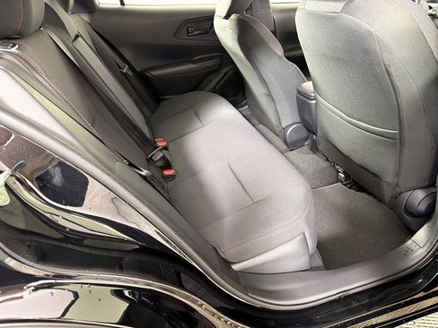 Used 2025 Toyota Prius Plug-In Hybrid image 15