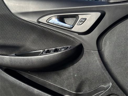 Used 2025 Chevrolet Malibu LT image 24