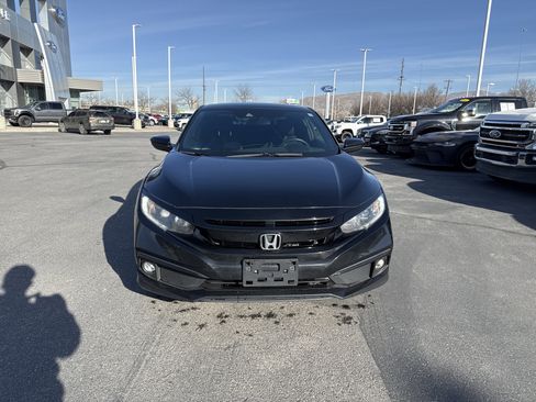 Used 2019 Honda Civic Sport image 8