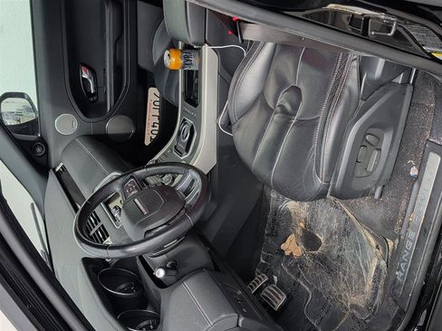 Used 2013 Land Rover Range Rover Evoque Dynamic image 3