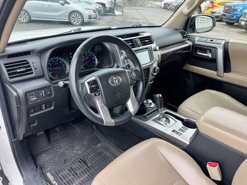 Used 2018 Toyota 4Runner Limited AWD/4WD image 10
