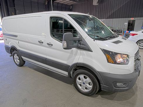 Used 2020 Ford Transit 250 Low Roof RWD image 1