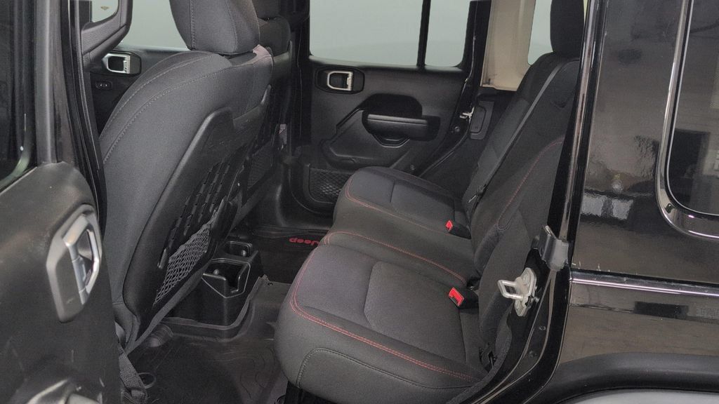 Used 2023 Jeep Wrangler Unlimited Rubicon w/ Dual Top Group AWD/4WD image 18