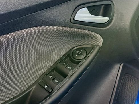 Used 2012 Ford Focus SE image 17