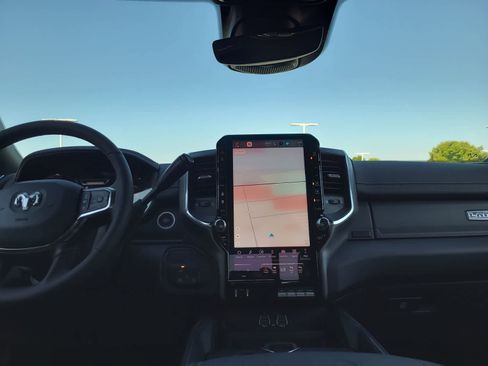 New 2025 RAM 2500 Laramie image 18