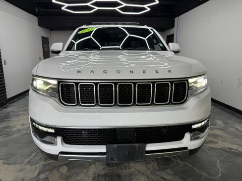 Used 2022 Jeep Wagoneer Series III w/ Premium Group I image 5