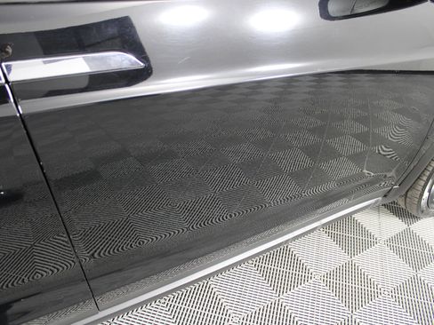 Used 2019 Tesla Model X Performance image 34