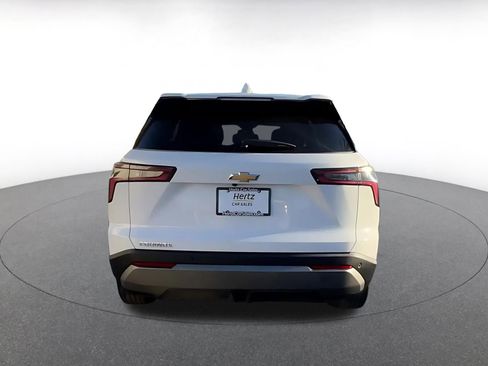 Used 2025 Chevrolet Equinox LT image 12