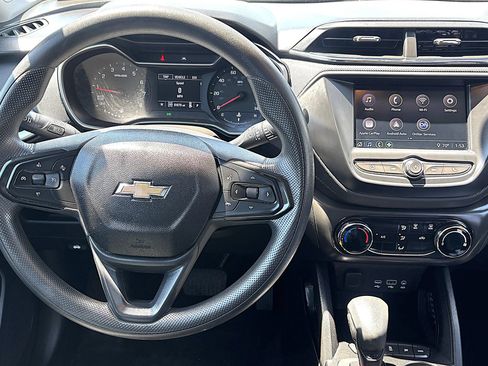 Used 2021 Chevrolet TrailBlazer LS AWD/4WD image 10