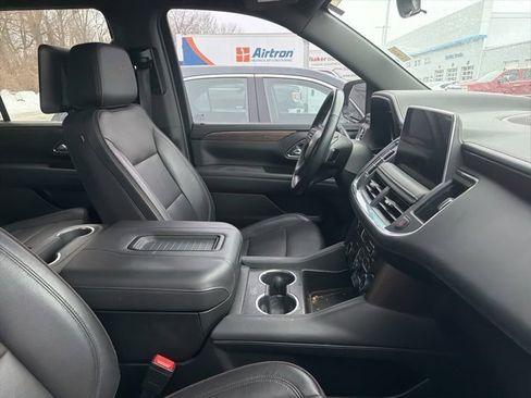 Used 2023 Chevrolet Tahoe High Country image 6