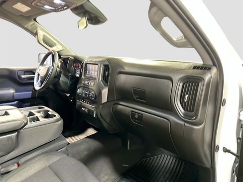 Used 2024 Chevrolet Silverado 1500 Custom w/ Turbomax Blackout Package image 27