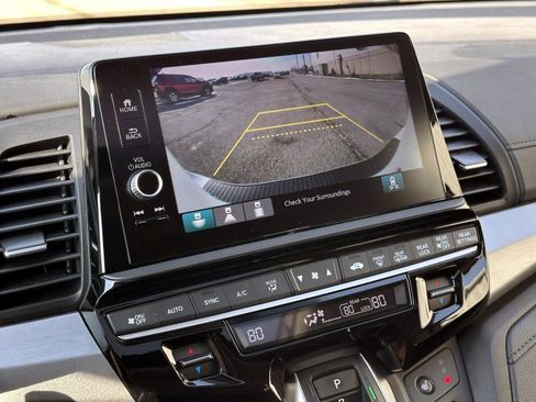Used 2025 Honda Odyssey EX-L image 24