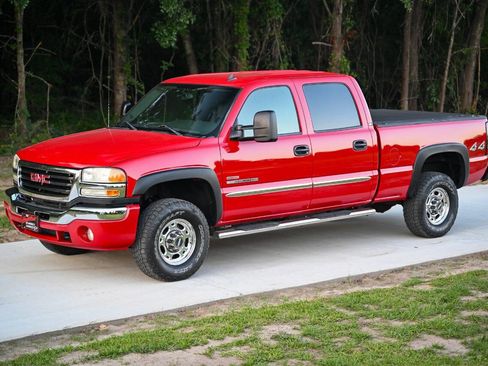 Used 2006 GMC Sierra 2500 SLT w/ Heavy-Duty Power Package AWD/4WD image 8