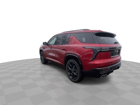 Used 2024 Chevrolet Traverse RS w/ LPO, Floor Liner Package image 2
