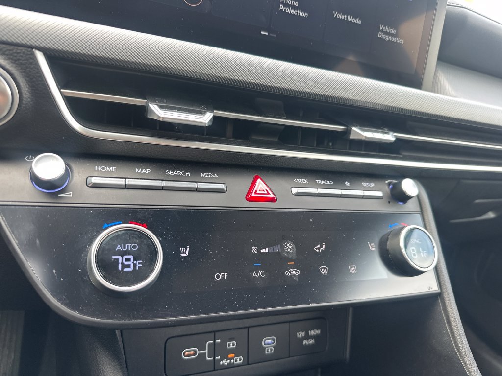 Used 2025 Hyundai Sonata SEL FWD image 19