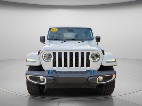 Used 2023 Jeep Wrangler Unlimited Sahara w/ Safety Group AWD/4WD image 4