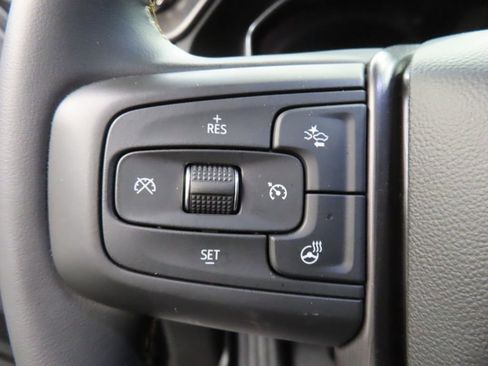 Used 2025 GMC Sierra 2500 AT4 image 48