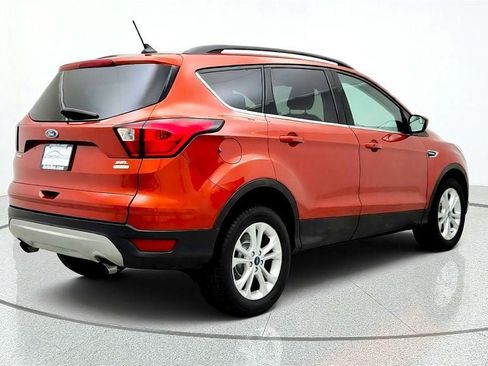 Used 2019 Ford Escape SEL FWD image 5
