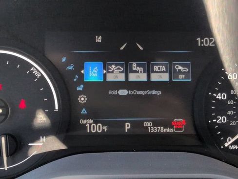 Certified 2026 Toyota Sienna LE FWD image 25