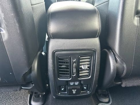 Used 2021 Jeep Grand Cherokee Limited w/ Quick Order Package 28K 80th AWD/4WD image 16