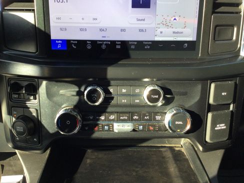 Used 2023 Ford F350 Lariat w/ Chrome Package image 13