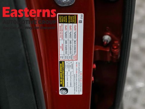 Used 2022 Nissan Pathfinder SL image 37