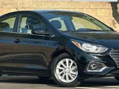 Used 2022 Hyundai Accent SE