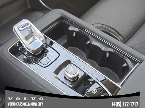 New 2026 Volvo XC90 T8 Ultra w/ Protection Package Premier image 19