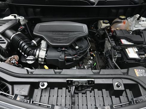 Used 2018 Cadillac XT5 FWD w/ LPO, Wheel Lock Package image 29