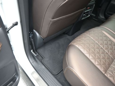 Used 2024 Nissan Murano Platinum w/ Cargo Package image 17