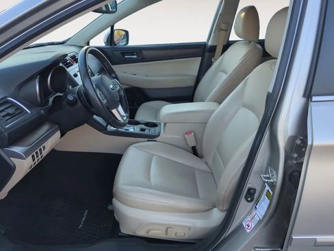 Used 2016 Subaru Outback 3.6R Limited image 12