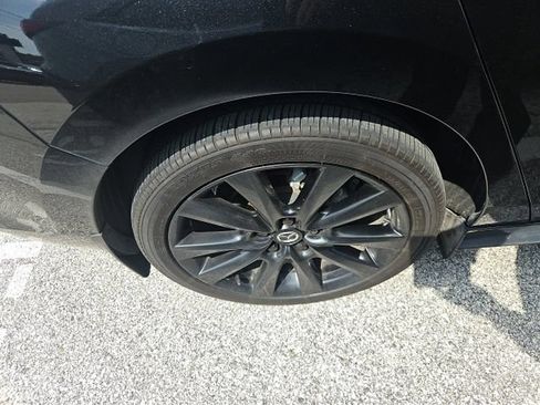 Used 2025 MAZDA MAZDA3 s FWD image 5