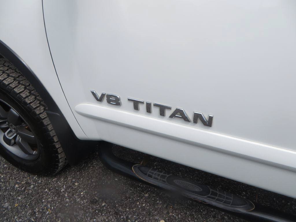 Used 2015 Nissan Titan PRO-4X w/ Pro-4x Luxury Package AWD/4WD image 12