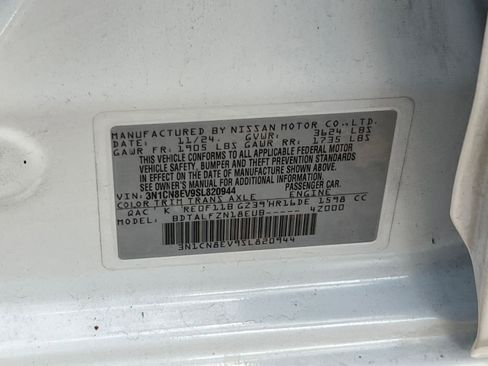 Used 2025 Nissan Versa SV image 24