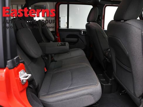 Used 2025 Jeep Wrangler Unlimited Sport S 4xe AWD/4WD image 21