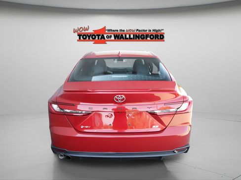 Used 2025 Toyota Camry SE FWD image 10