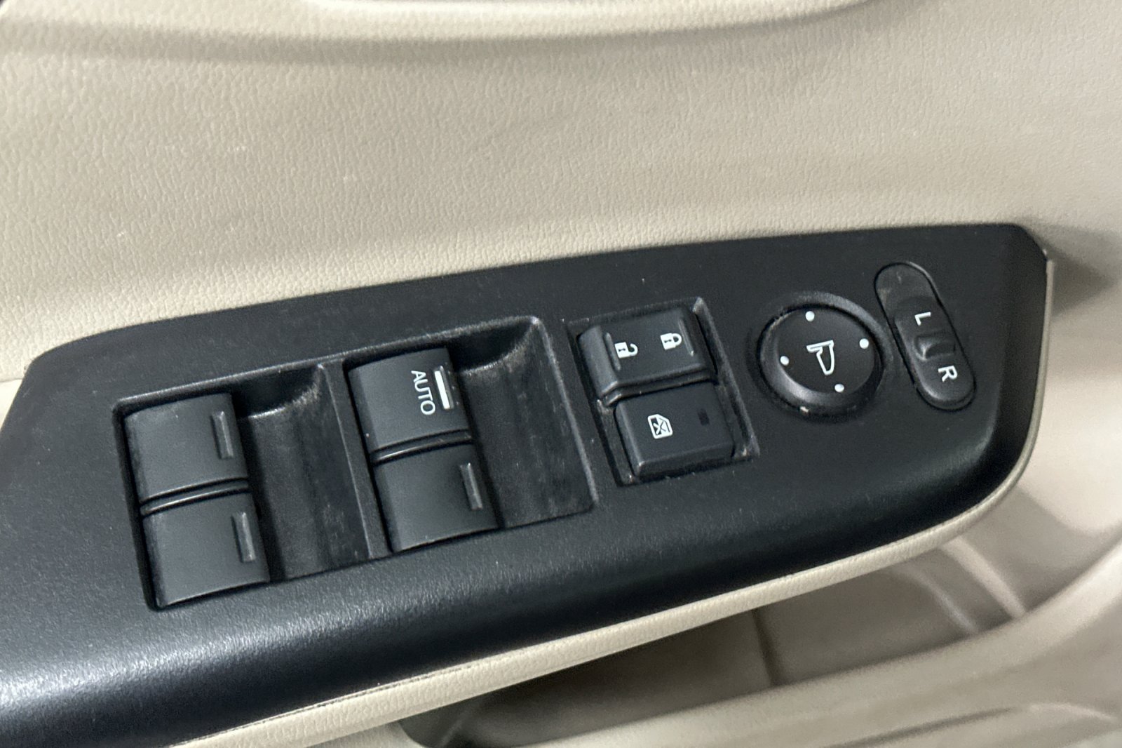 Used 2015 Honda Civic LX image 12