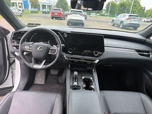 Used 2025 Lexus RX 350 w/ Convenience Package AWD/4WD image 9