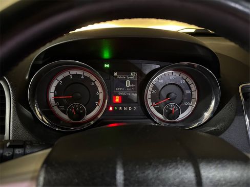 Used 2017 Dodge Grand Caravan GT image 34