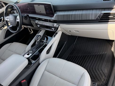 Used 2024 Kia Telluride SX w/ Towing Package image 26