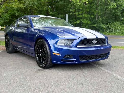 Used 2014 Ford Mustang Coupe w/ Equipment Group 102A RWD image 1