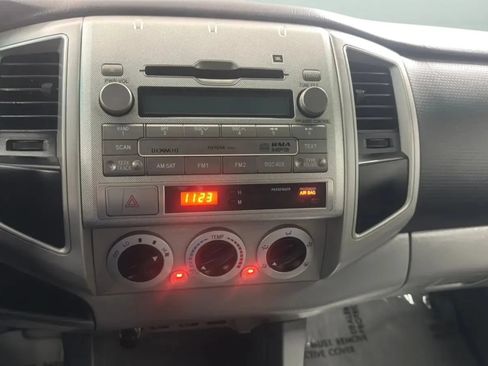 Used 2009 Toyota Tacoma PreRunner RWD image 31