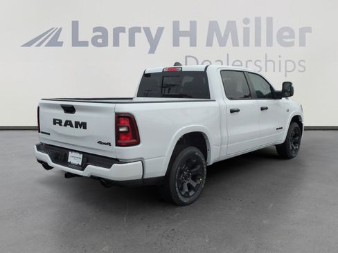 New 2026 RAM 1500 Big Horn AWD/4WD image 5