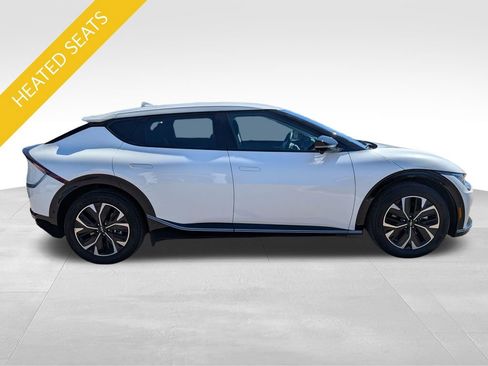 Certified 2024 Kia EV6 Wind w/ Wind Technology Package image 7